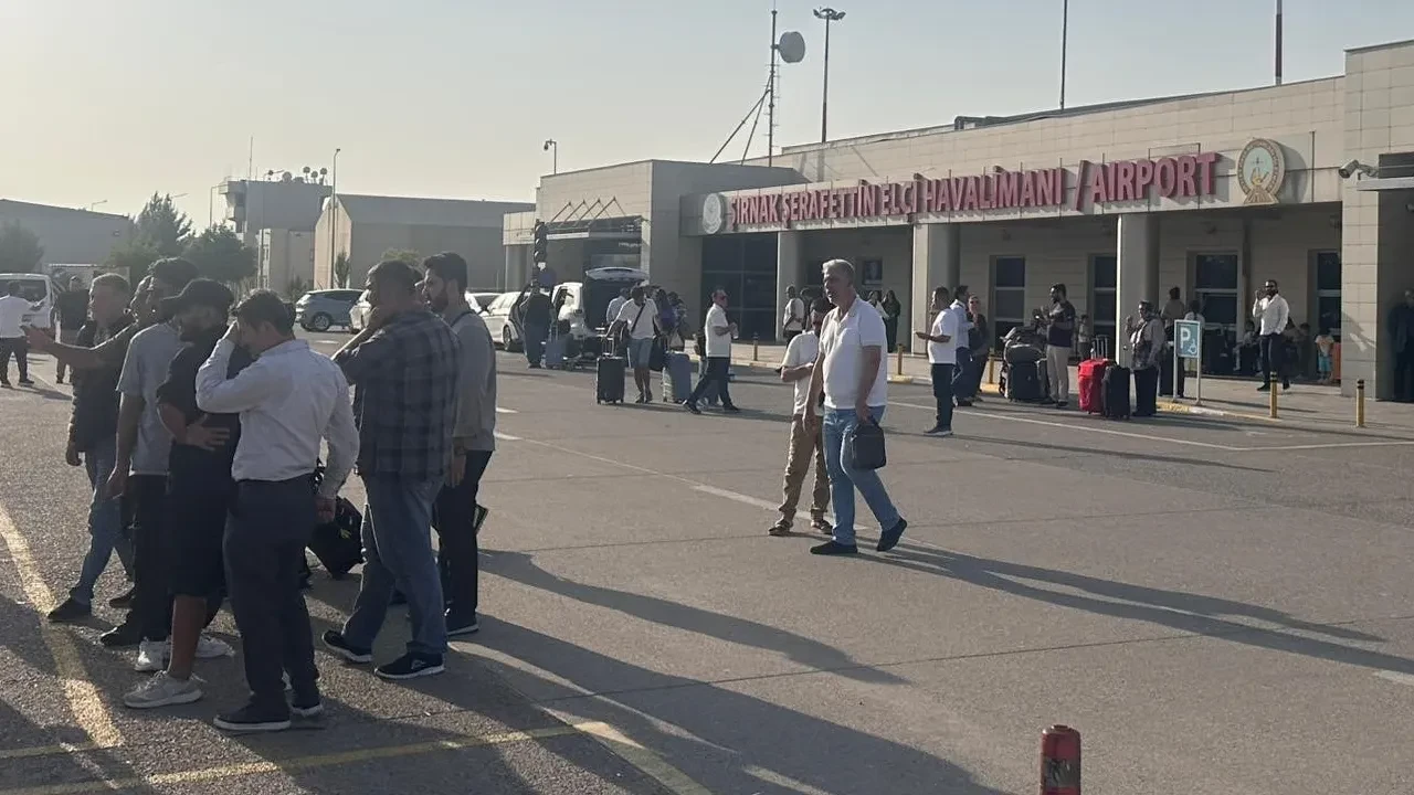 Uçuşlar gerçekleştirilemedi zorunlu Şırnak'a inişler gerçekleştirildi