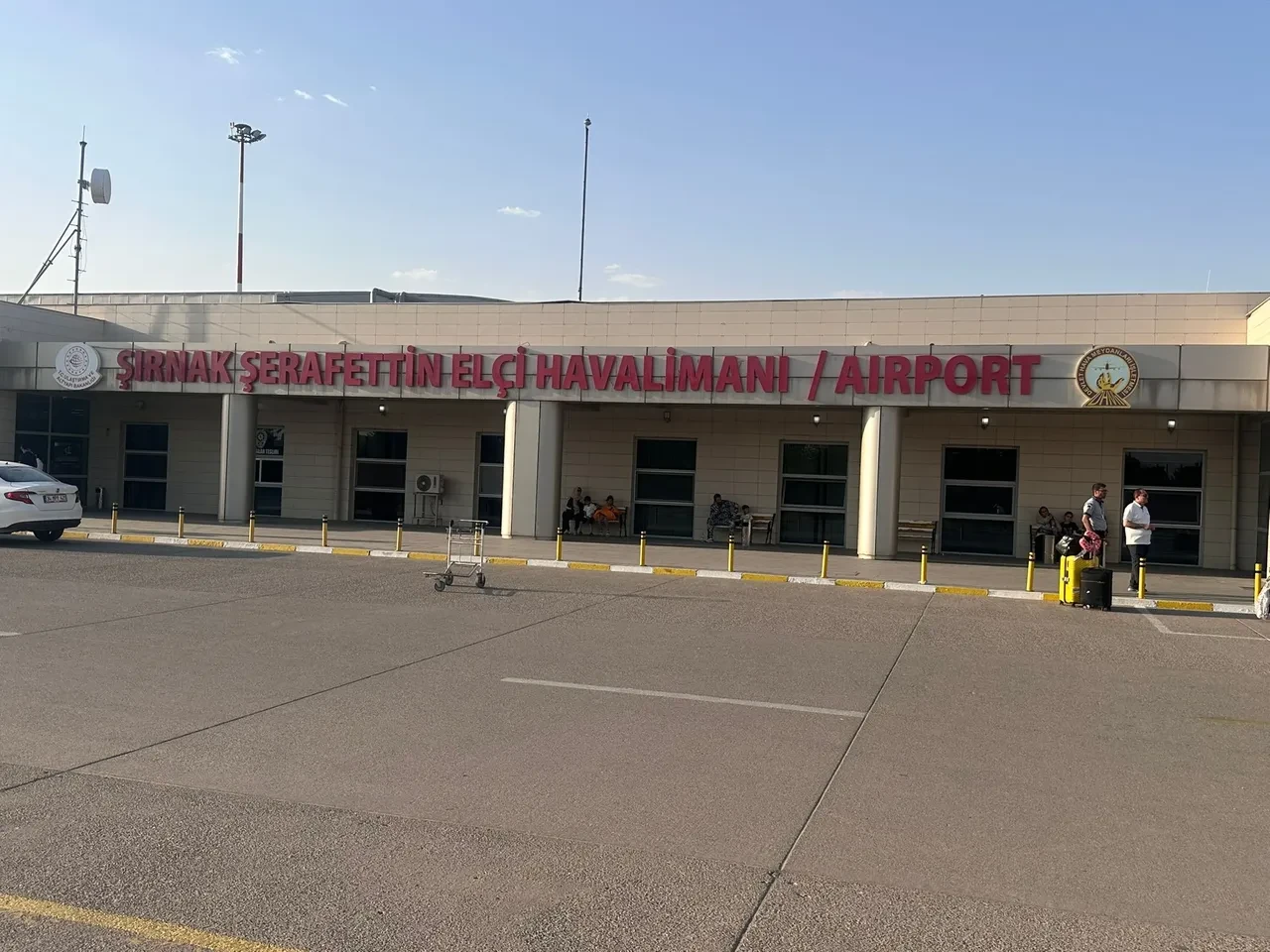 Uçuşlar gerçekleştirilemedi zorunlu Şırnak'a inişler gerçekleştirildi