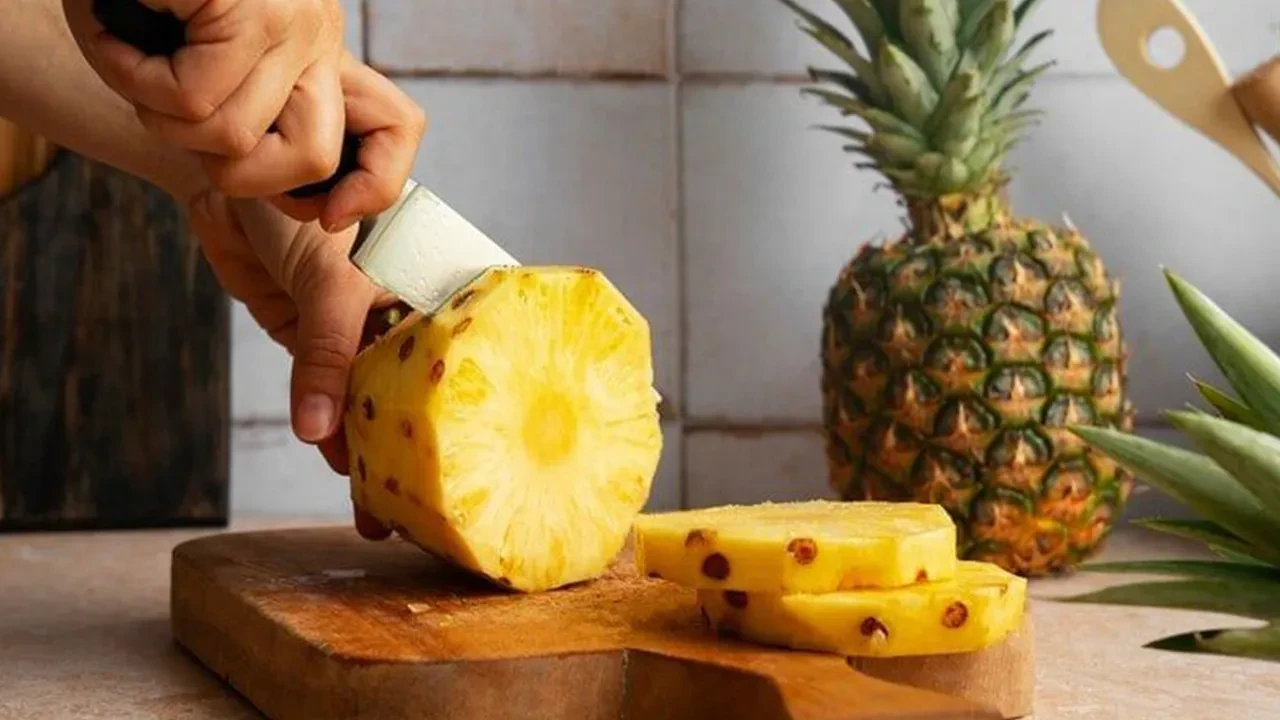 Ananas Nerede Yetişir? Ananas Hangi Mevsimde Yetişir?