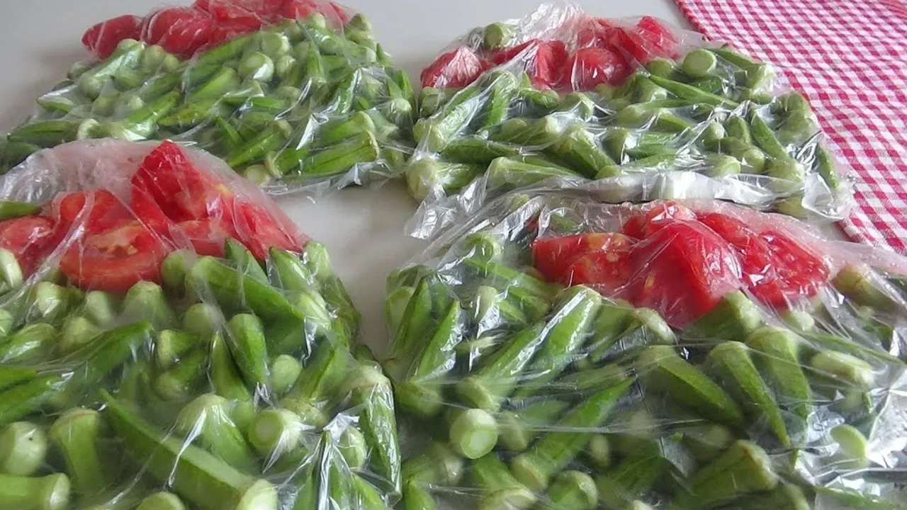 Bamya Buzluğa Nasıl Atılır? Dolapta ve Buzlukta Bamya Saklama Yöntemleri