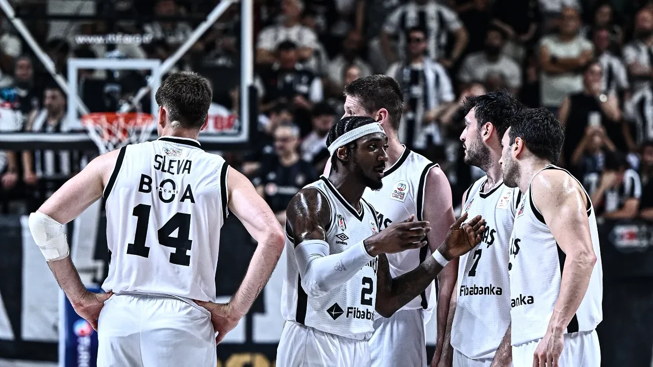 Beşiktaş Fibabanka finalde: Anadolu Efes'e büyük darbe! 