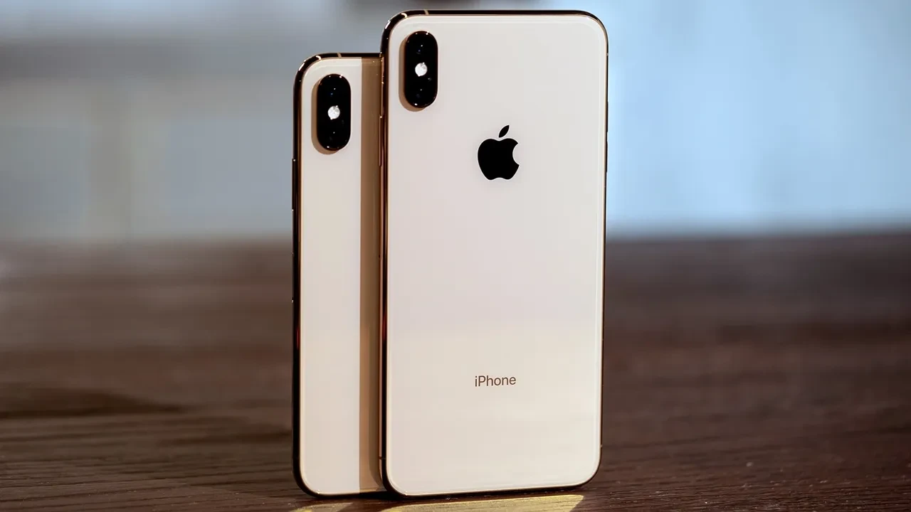 Bir zamanların havalı iPhone modeli artık resmen külüstür! Apple bile yüzüne bakmıyor