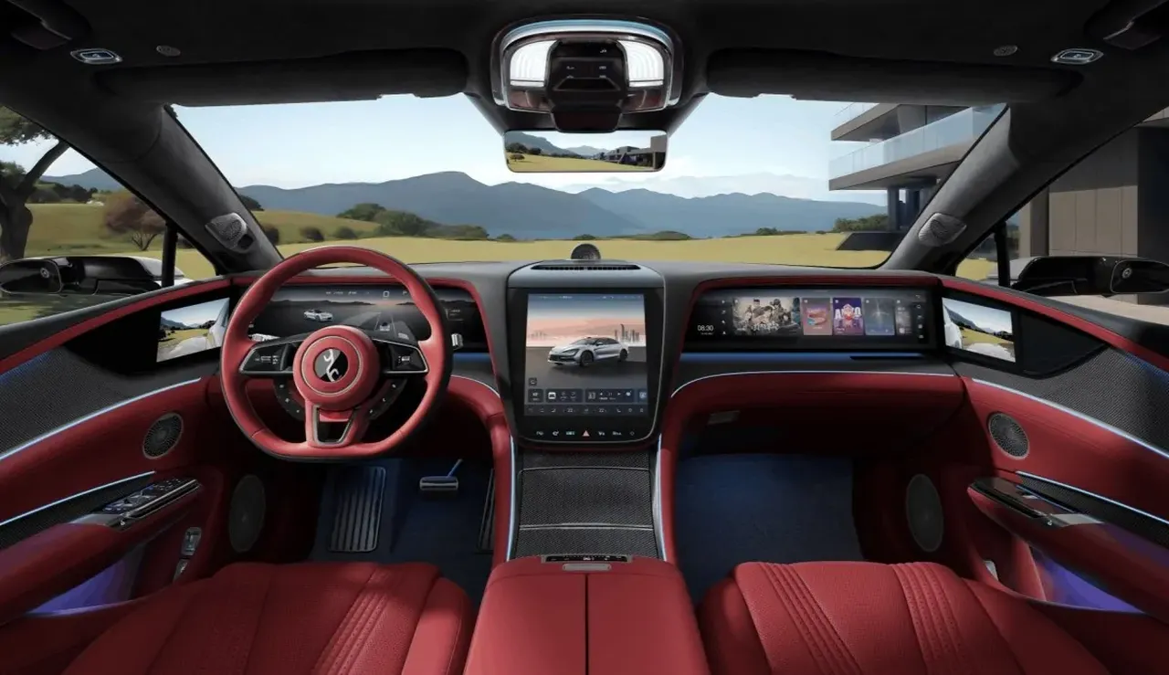 BYD U7 teslimatları başladı: 1300 beygirlik Çinli dev yollarda