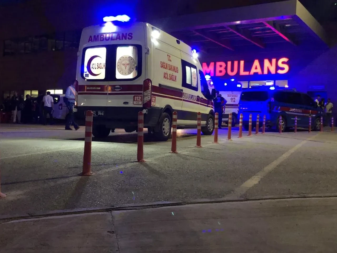 Konya'da yolcu otobüsü ile otomobil çarpıştı: Ölü ve yaralılar var