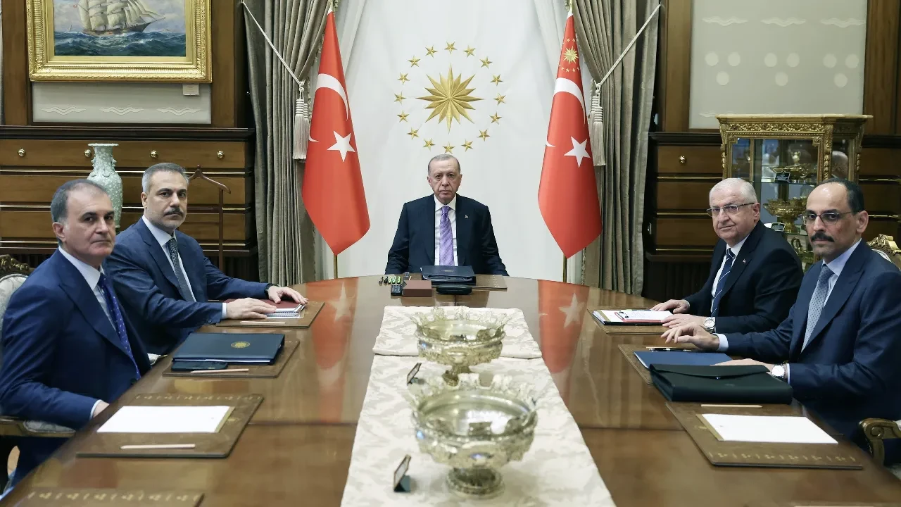 Son dakika | Cumhurbaşkanı Erdoğan'dan güvenlik zirvesi! Türkiye'nin tedbirleri ele alındı