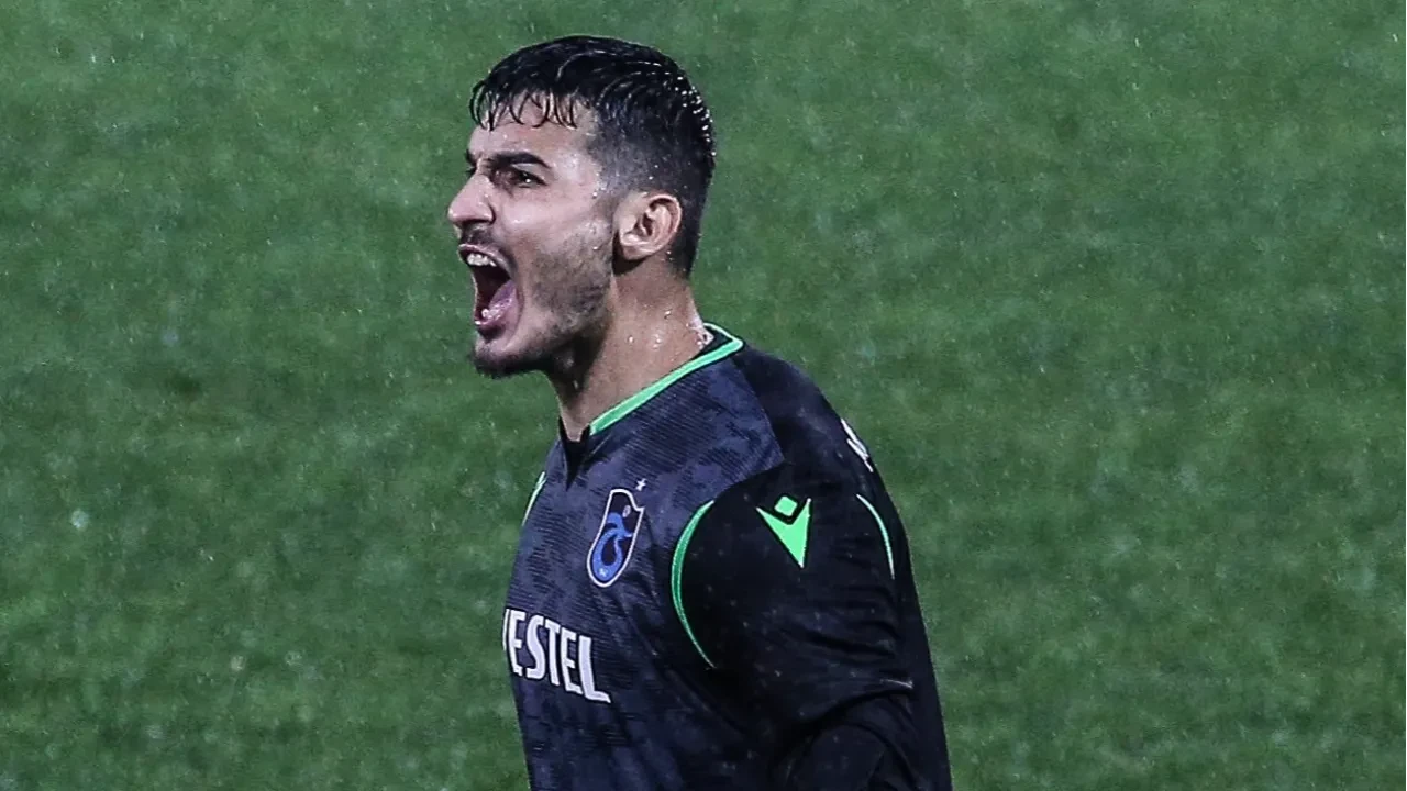 Uğurcan Çakır için 12 milyon Euro resmi teklif: Trabzonspor'un cevabı bekleniyor! 
