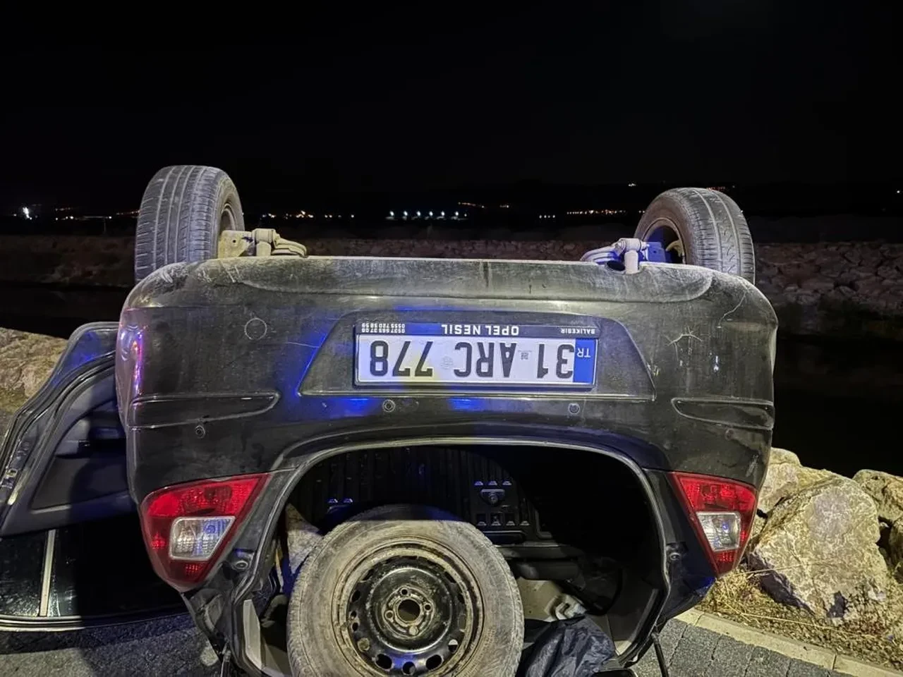 Balıkesir'de feci kaza! Çok sayıda yaralı var