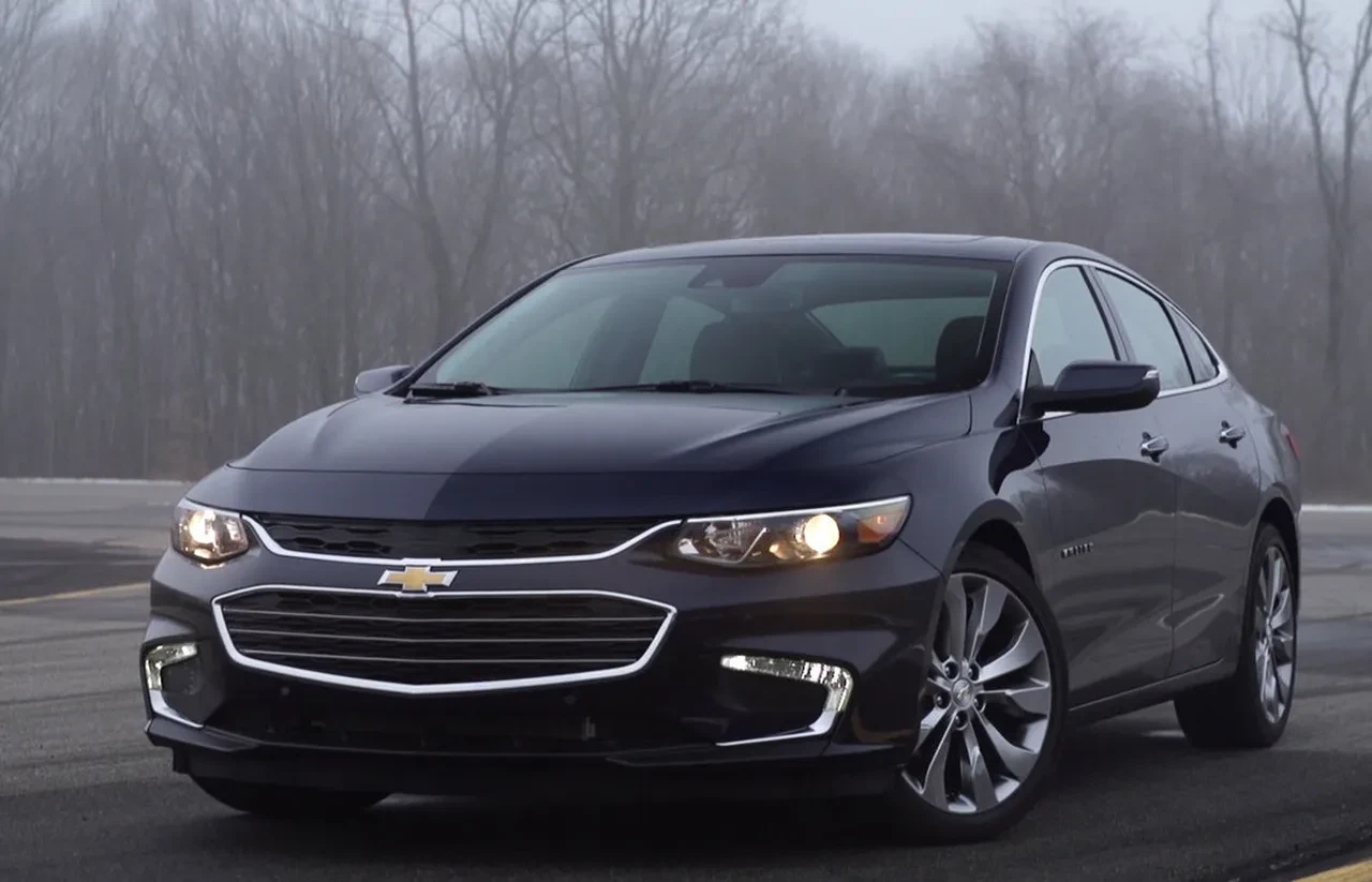 En iyi 10 uzun yol arabasını seçtiler! Bir numarada sürpriz var