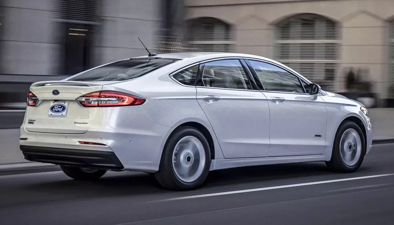 En iyi 10 uzun yol arabasını seçtiler! Bir numarada sürpriz var