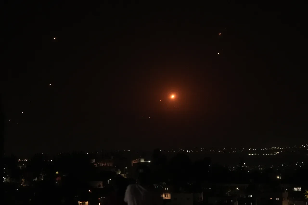 İran İsrail'i vurdu, bina yıkıldı: Ölü ve yaralılar var