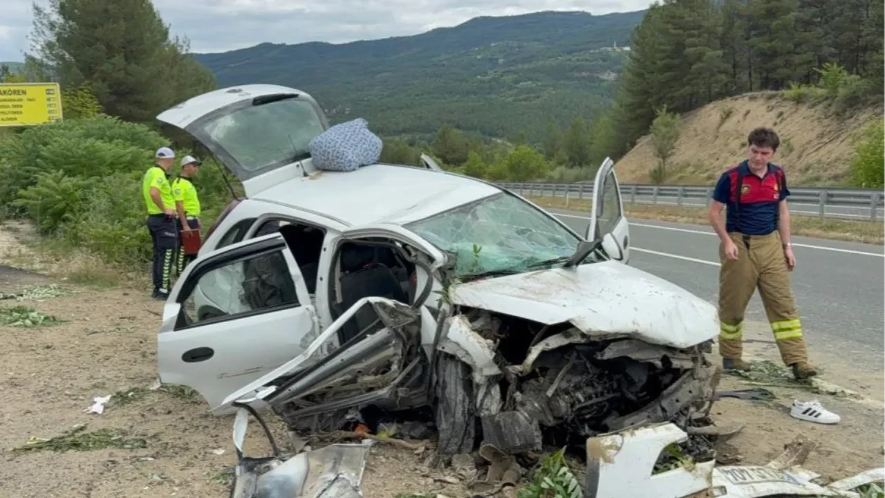 Karabük'te araç menfeze çarptı: 1 çocuk hayatını kaybetti, 3 kişi yaralandı