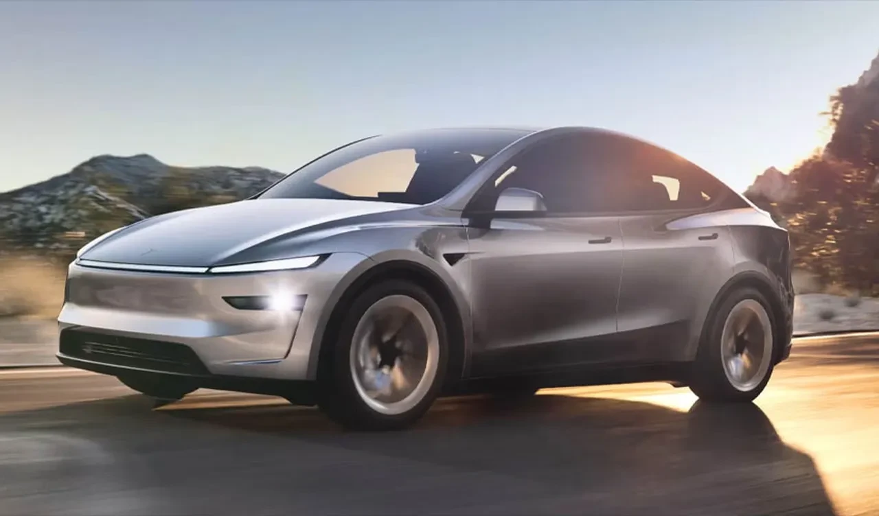 Kullanıcılar Tesla’dan memnun değil: Model S’e makyaj yetmedi