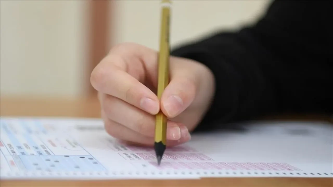 LGS sınavı saat kaçta bitiyor? 2. oturumun kaç dakika süreceği belli oldu