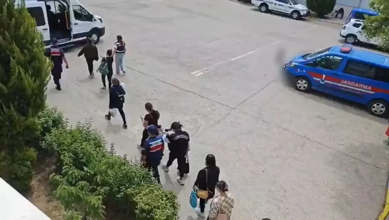 Masaj adı altında fuhuş! 12 Taylandlı kadın kurtarıldı