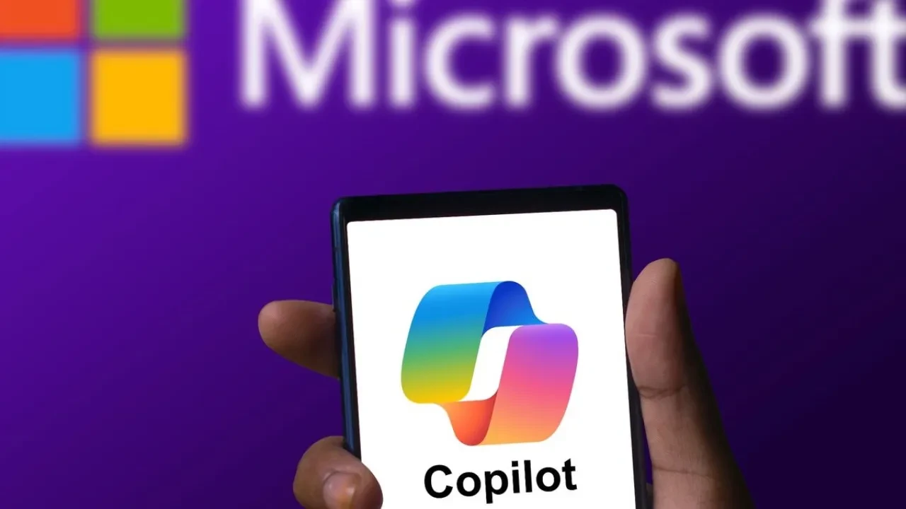 Microsoft'un yapay zeka asistanı Copilot Vision erişime açıldı: Ekranınızı izleyip size yardımcı olabiliyor