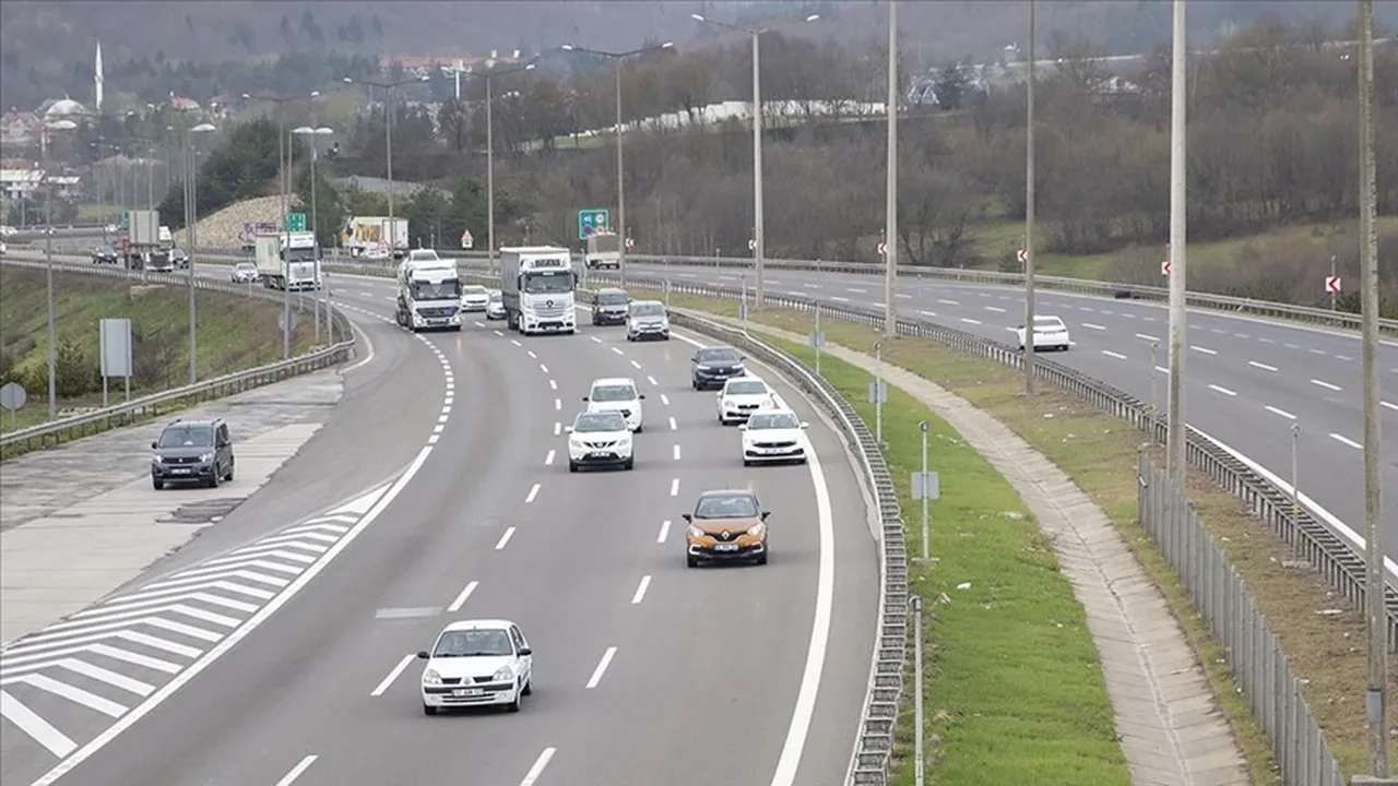 Anadolu Otoyolu İstanbul yönü ne zaman açılacak? Trafik akışı karşı yönden sağlanıyor