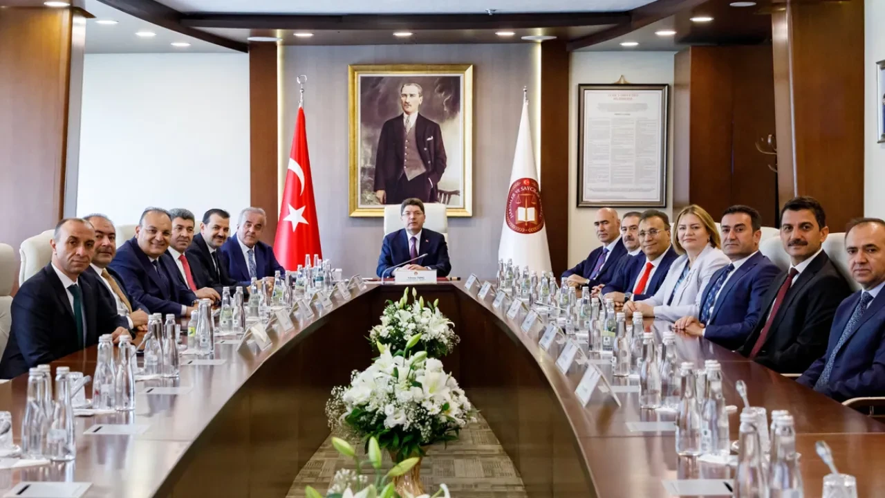 HSK Daire Başkanları belli oldu! Bakan Tunç, isimleri tek tek açıkladı