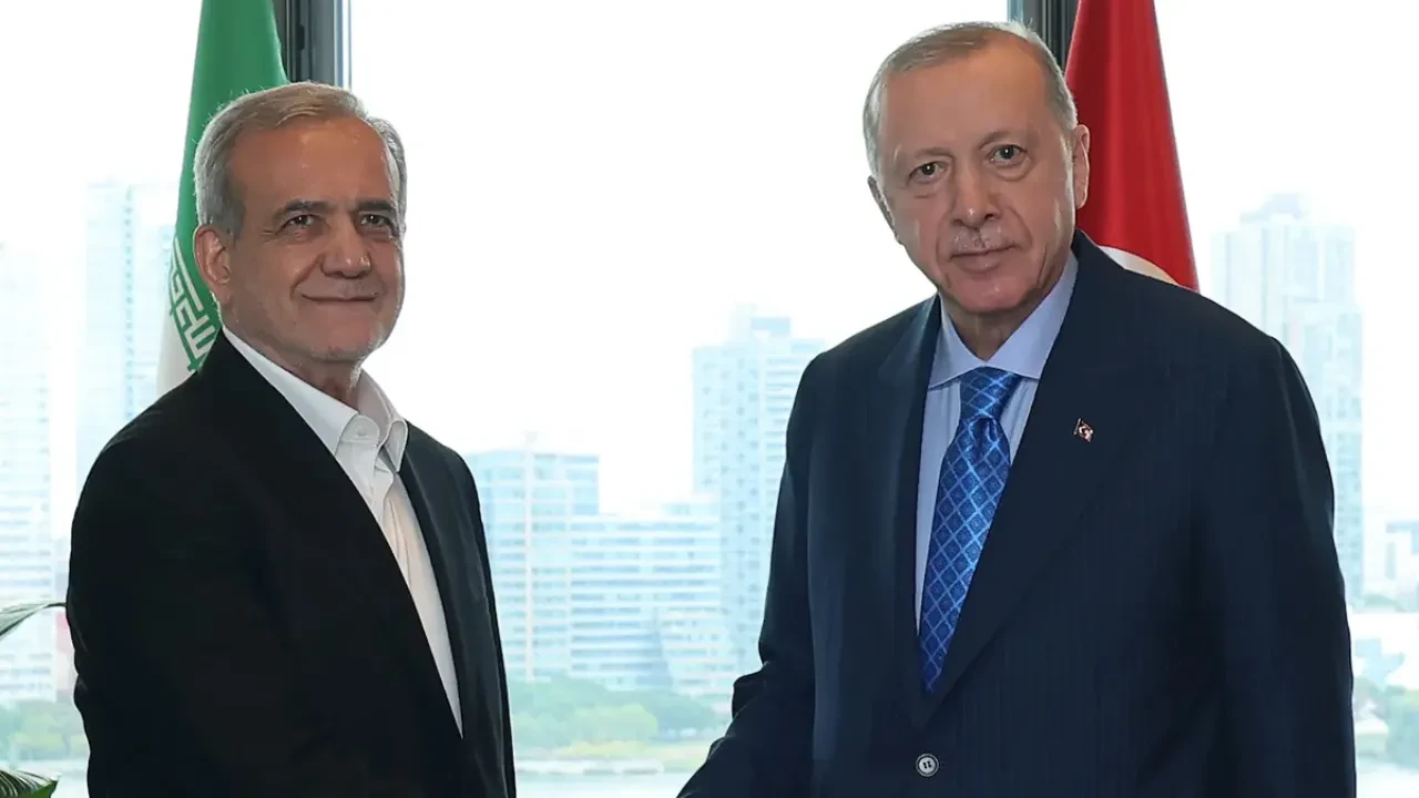 Cumhurbaşkanı Erdoğan'dan kritik İran-İsrail teması! Putin ve Pezeşkiyan ile görüştü