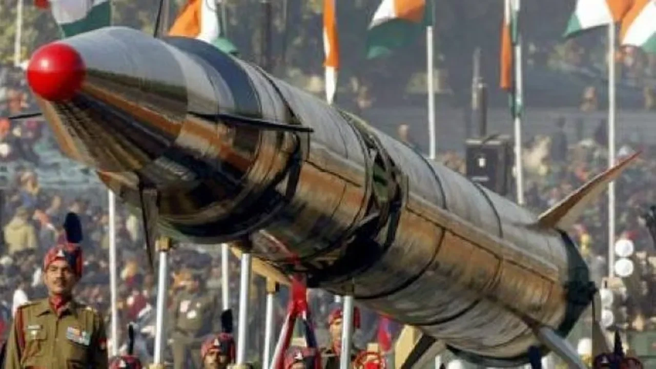 Dünya alarmda! Nükleer risk listesi belli oldu: İşte nükleer cephaneliği en hızlı büyüyen ülke