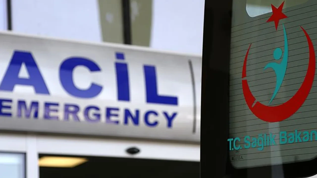 Erzincan'da feci kaza! Otomobil motosikleti biçti: 2 ölü, 1 yaralı