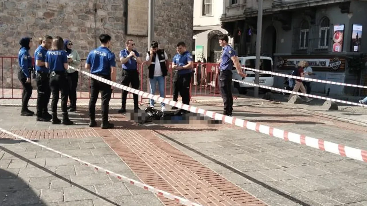 Galata Kulesi'nden düştü! Genç adam hayatını kaybetti 
