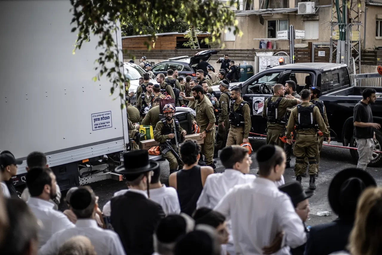 İran, gece boyu füze yağdırdı! İsrail sokaklarında büyük yıkım: Gün ağarınca ortaya çıktı