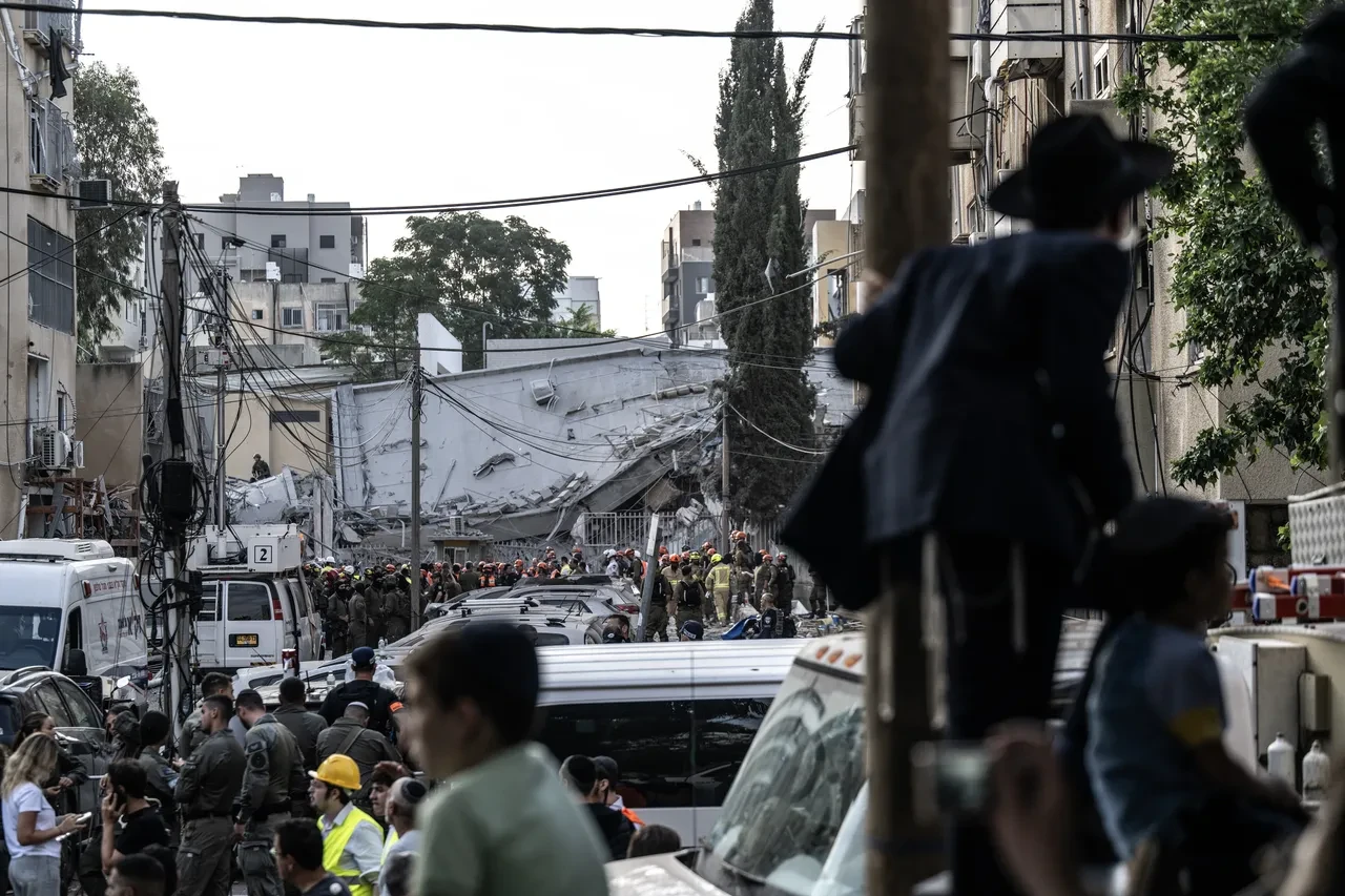İran, gece boyu füze yağdırdı! İsrail sokaklarında büyük yıkım: Gün ağarınca ortaya çıktı