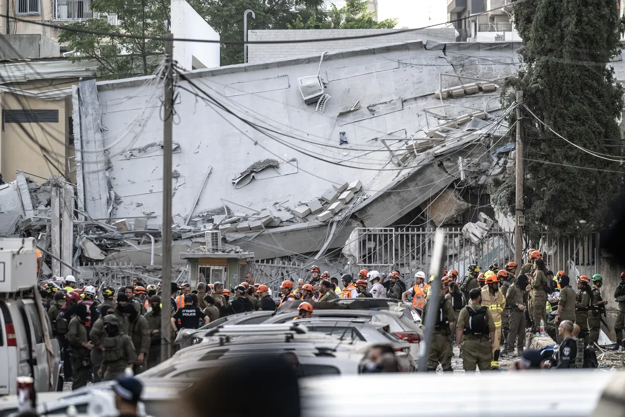 İran, gece boyu füze yağdırdı! İsrail sokaklarında büyük yıkım: Gün ağarınca ortaya çıktı