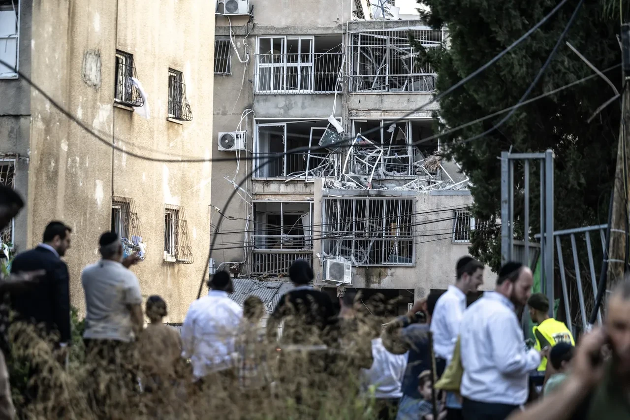İran, gece boyu füze yağdırdı! İsrail sokaklarında büyük yıkım: Gün ağarınca ortaya çıktı