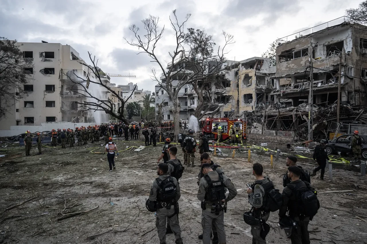 İran, gece boyu füze yağdırdı! İsrail sokaklarında büyük yıkım: Gün ağarınca ortaya çıktı