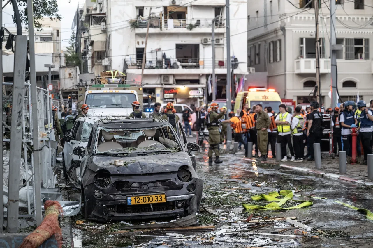 İran, gece boyu füze yağdırdı! İsrail sokaklarında büyük yıkım: Gün ağarınca ortaya çıktı