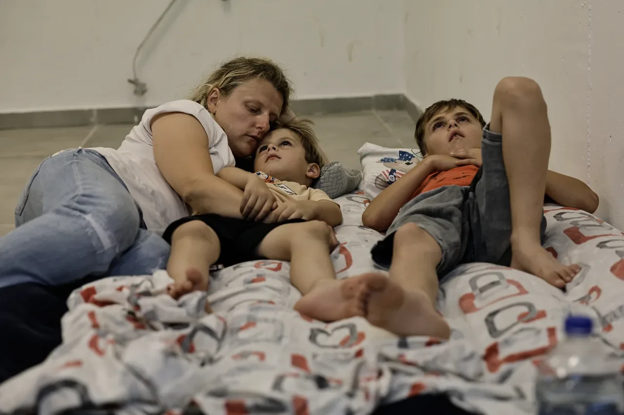 İsrailliler sığınaklara kaçıyor: Ordu 'Çıkmayın' talimatı verdi