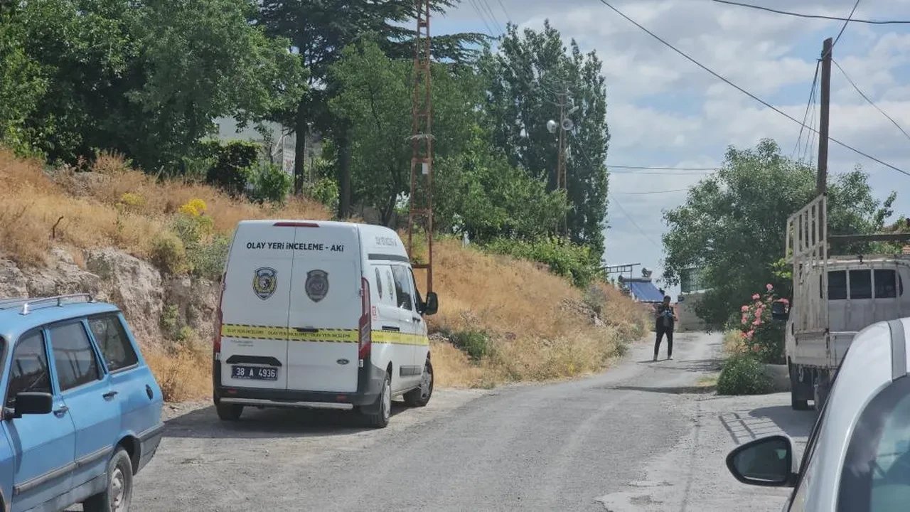 Kayseri'de dehşet! Evinin bahçesinde kurşunların hedefi oldu