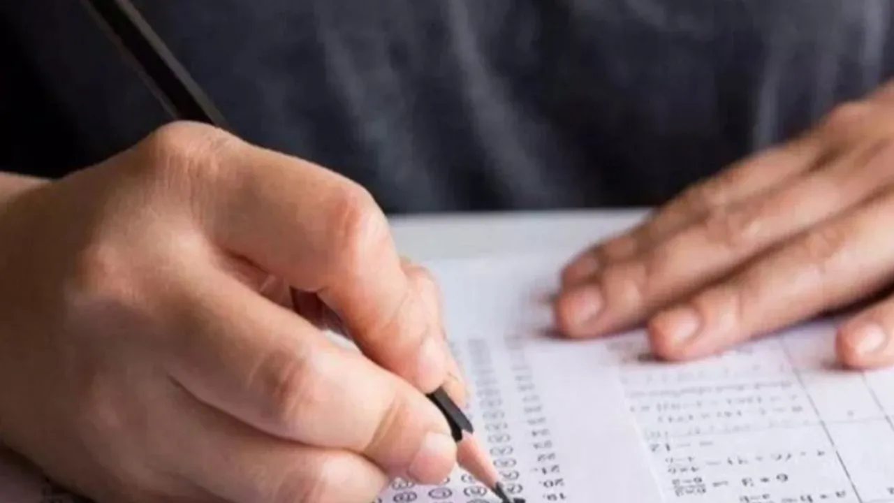 MEB 2025 AGS ne zaman yapılacak? Akademi Giriş Sınavı giriş belgeleri araştırılıyor