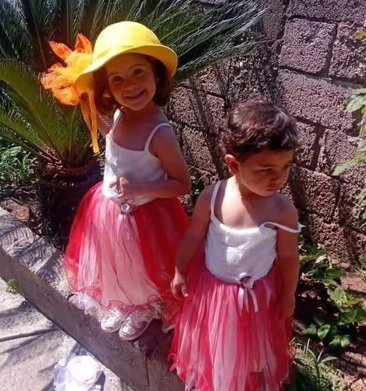 Mezarlıkta 'Eninde sonunda geleceğimiz nokta' demişti! Baba ve kızlarının acı sonu