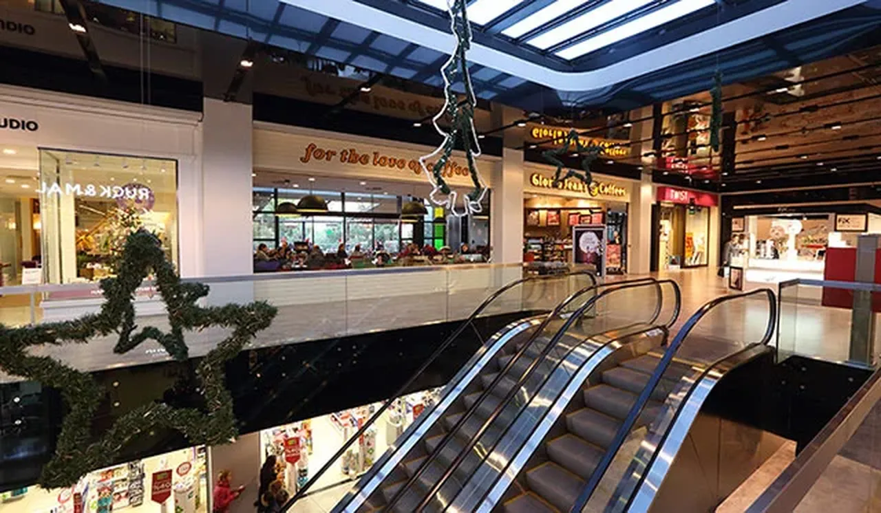 18 yıllık AVM tarihe karışıyor! Lüks alışverişin ilk adresi kapatma kararı aldı