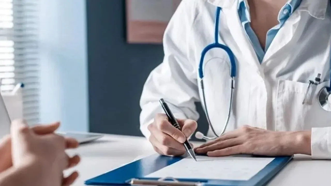 Aile hekimliğinde yeni dönem! Sağlık raporları ücretleri açıklandı