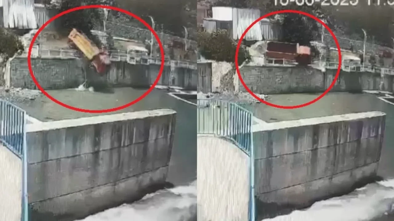 Artvin'de korkunç kaza! Park etmeye çalışırken dereye uçtu: Kaza anı kamerada 
