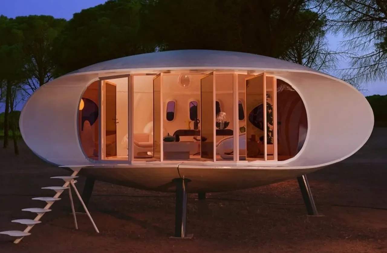 Brad Pitt UFO evi satın alıp ayağına getirtti! Dünyada sadece 7 tane var