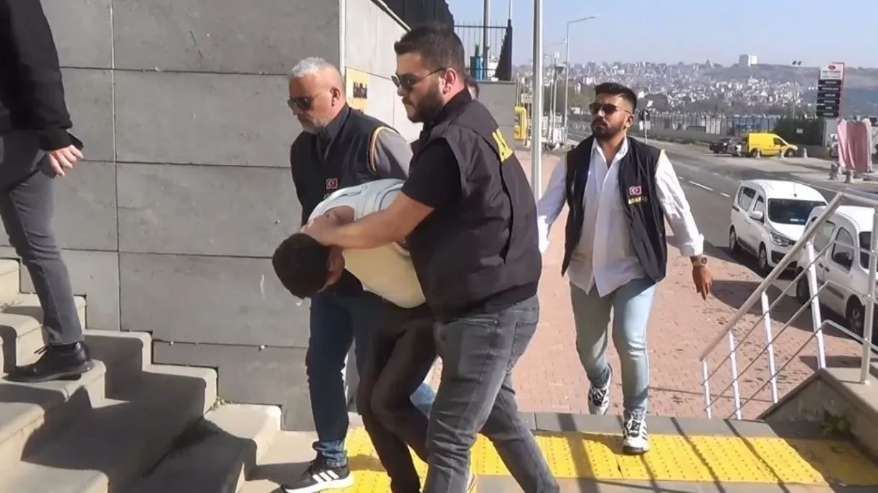 Çifte cinayet davasında zanlı, mahkemede topu 'yapay zekaya' attı