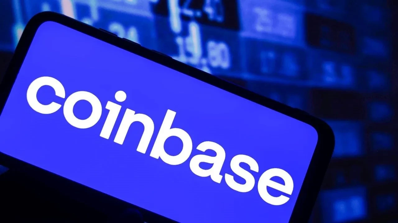 Coinbase’e askerî geçit töreni tepkisi: Kripto dünyası karıştı