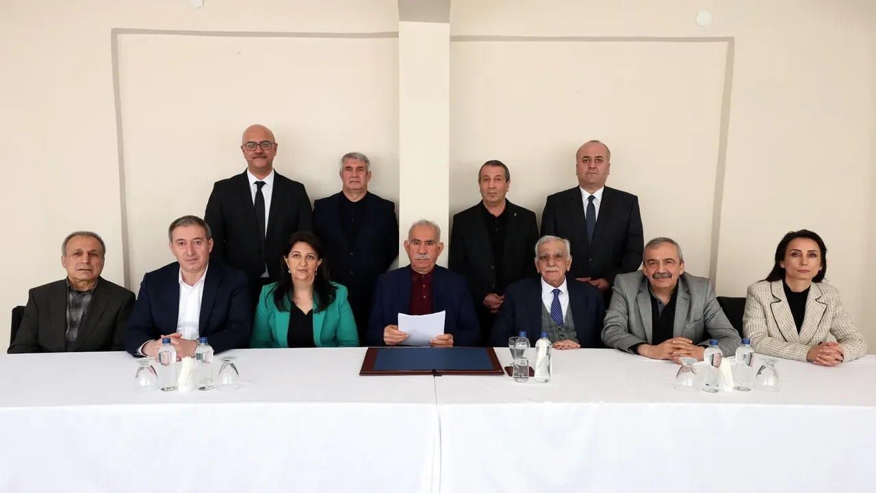DEM Parti'den Ekrem İmamoğlu başvurusu