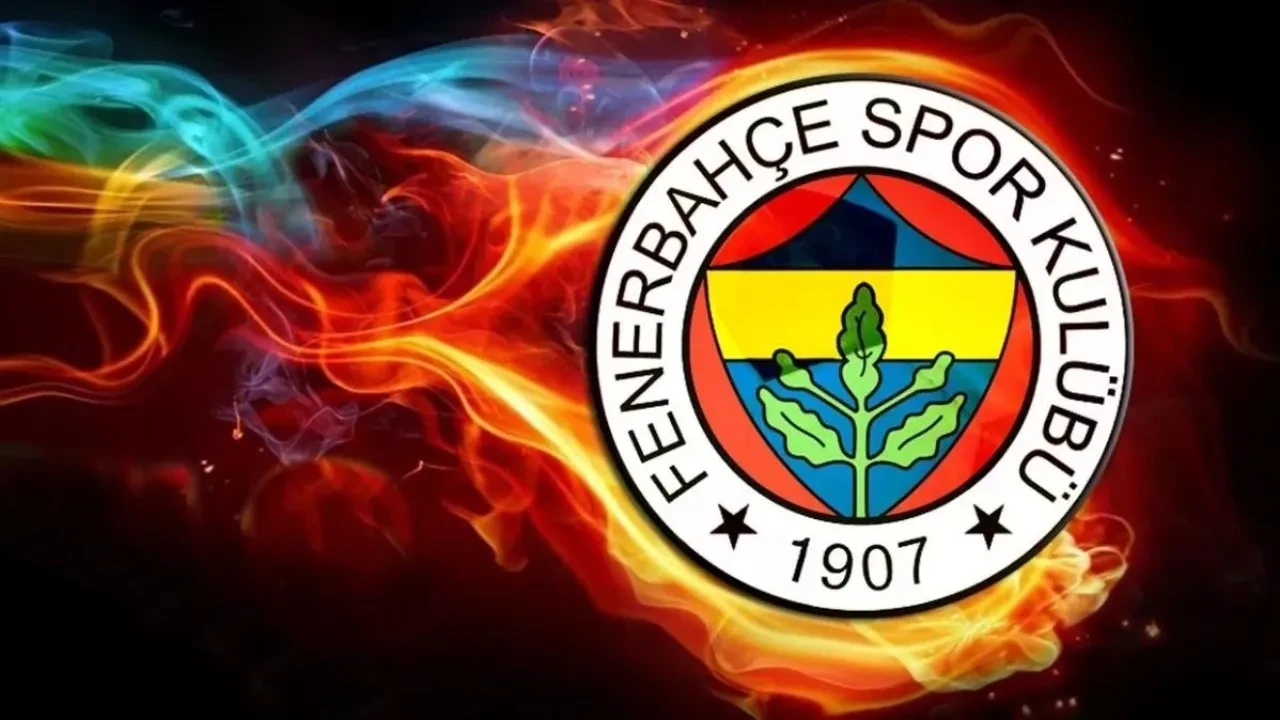 /spor/fenerbahcede-yildiz-futbolcuyla-ayrilik-karari-transfer-resmen-gerceklesiyor-3227609