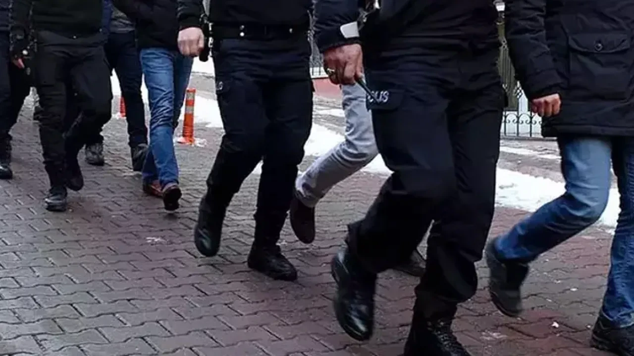 FETÖ’nün mahrem yapılanmasına operasyon: Çok sayıda gözaltı var
