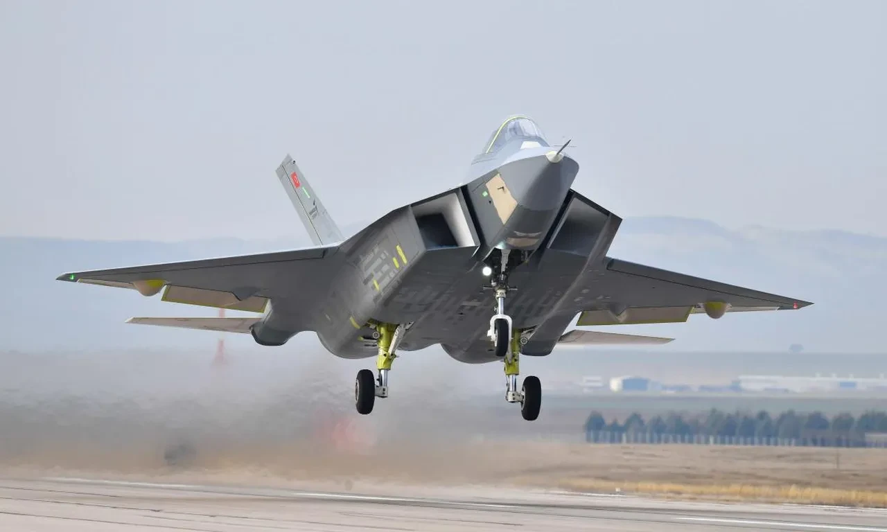 Herkesin gözü KAAN'da... Endonezya ihracatının ardından heyecanlandıran sözler! O tarih işaret edildi