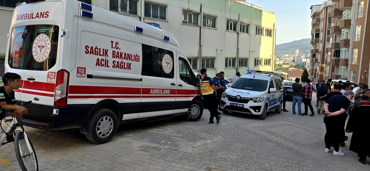 Polis eve girince korkunç manzarayla karşılaştı! 2 çocuk annesi ölü bulundu, eşi kayıp