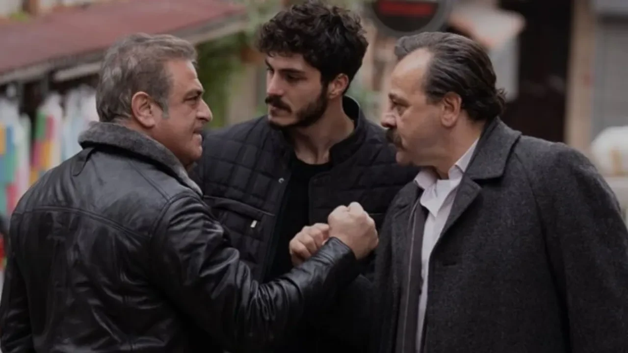 Sahipsizler dizisinin setinde ortalık karıştı! Reha Özcan sinir krizi geçirdi, küfürler havada uçuştu 