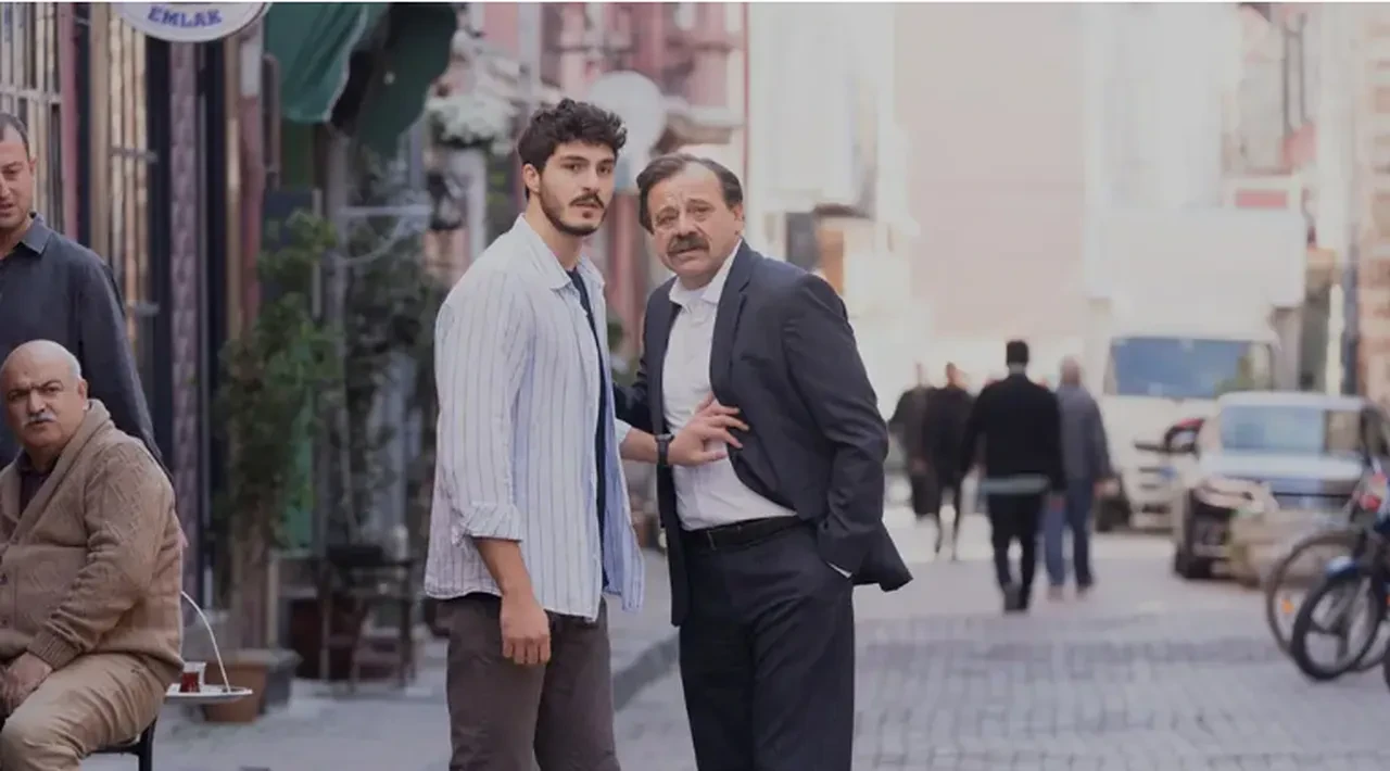 Sahipsizler dizisinin setinde ortalık karıştı! Reha Özcan sinir krizi geçirdi, küfürler havada uçuştu 