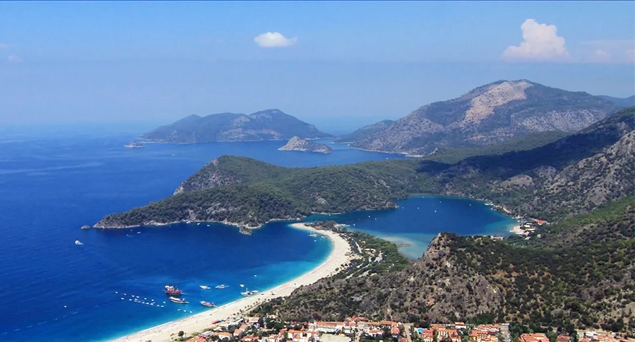 Türkiye'nin Ege hamlesi Yunanları gerdi! Dışişleri'nden jet açıklama