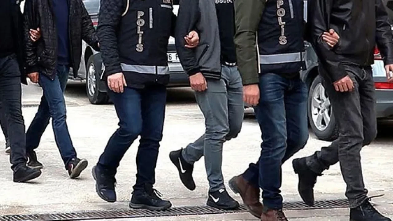 5 ilde dolandırıcılık operasyonu! Çok sayıda gözaltı var